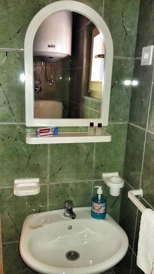 Brvnara Borovik Vila Cetinje Quarto foto